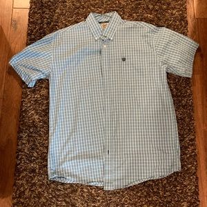 Cinch men’s blue plaid button up size large